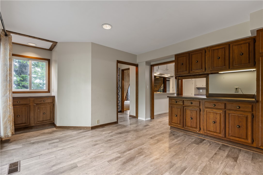 Unit 8 Holiday Island - Residential