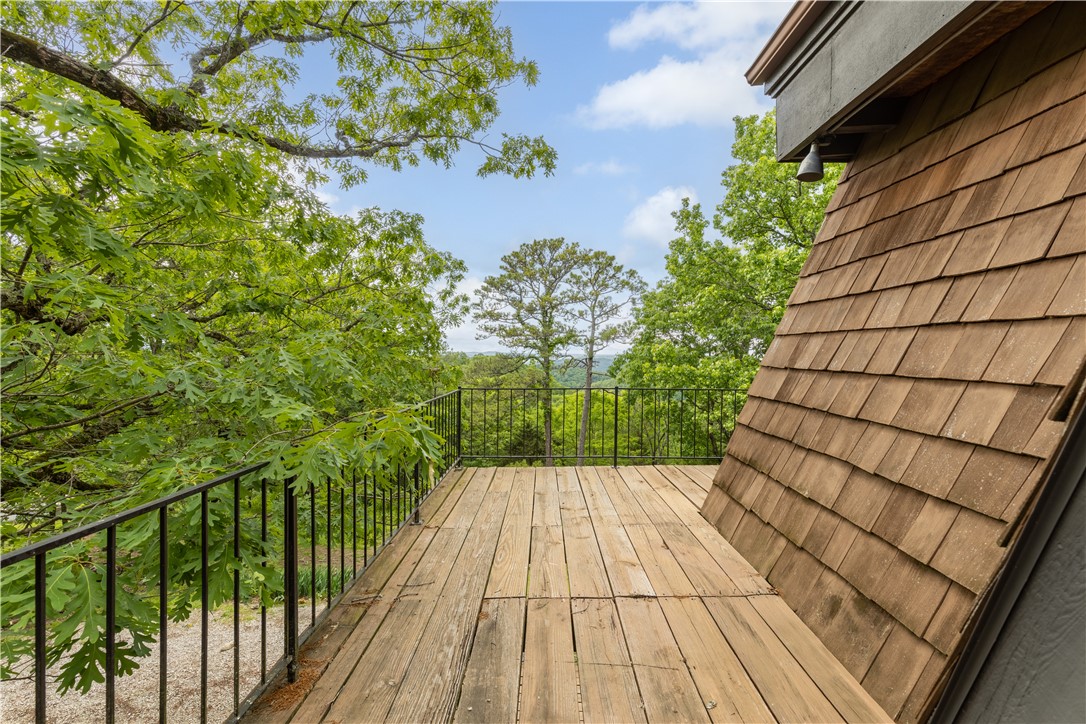 Unit 8 Holiday Island - Residential