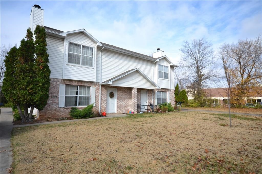 Available June 2024. 2 bedroom, 2 bath duplex conveniently located in a cul-de-sac off N Stephen Carr Memorial Blvd (formerly Porter Rd) in Fayetteville. Great working kitchen furnished with electric range, dishwasher, garbage disposal and refrigerator. Lots of cabinets and drawers. Large open living room. Two good-sized bedrooms upstairs. Washer & dryer in laundry closet. 2 car garage. Yard. Note: Interior pictures are of similar unit. Fireplace is not operable.