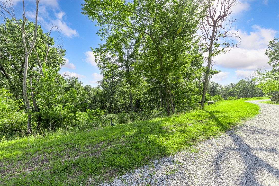 Round Mountain Estates - Land