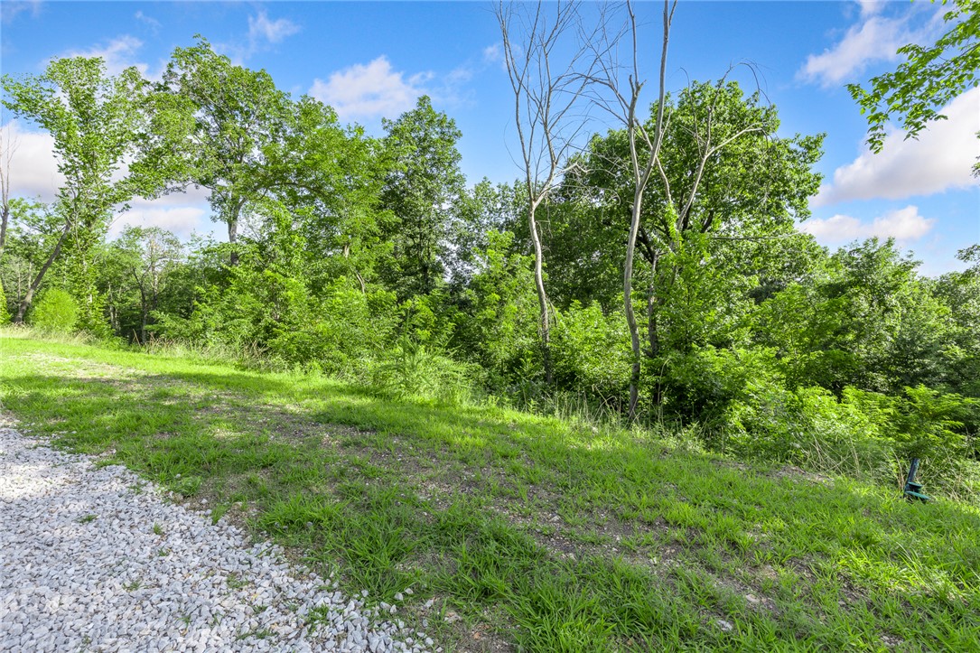 Round Mountain Estates - Land