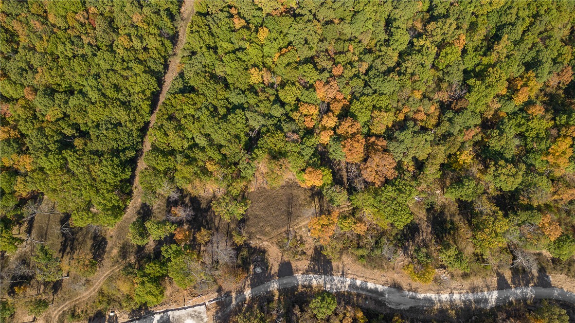 Round Mountain Estates - Land