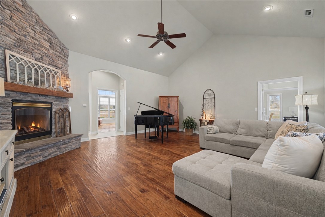 Harber Meadows Ph Iv - Residential