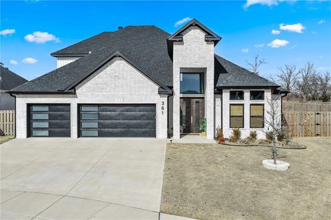 Photo of 381 Rainforest Loop, Centerton, AR 72719 (MLS # 1336251)