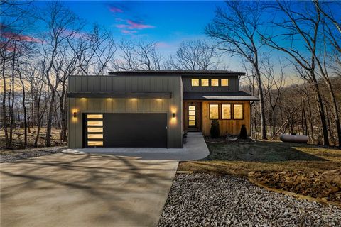 12 Manchester Drive Bella Vista AR 72714