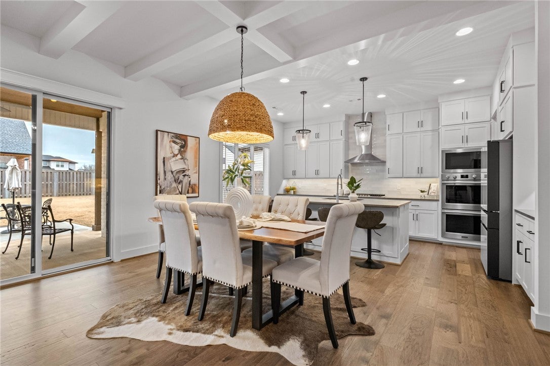 Northwest Arkansas Real Estate | Uptown Real Estate 3703 SW Radiance Avenue