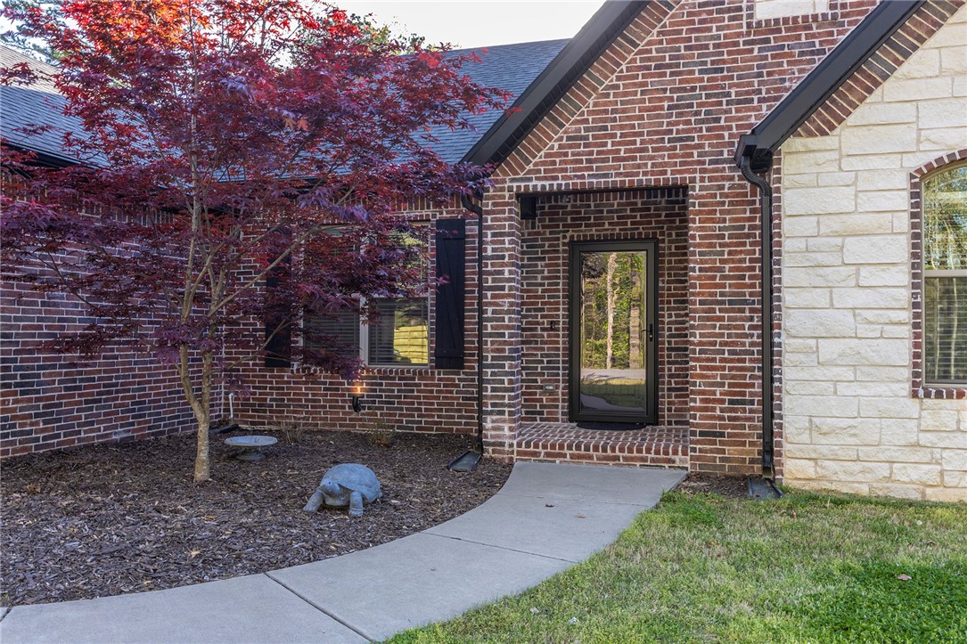 Buckingham Sub Bvv - Residential