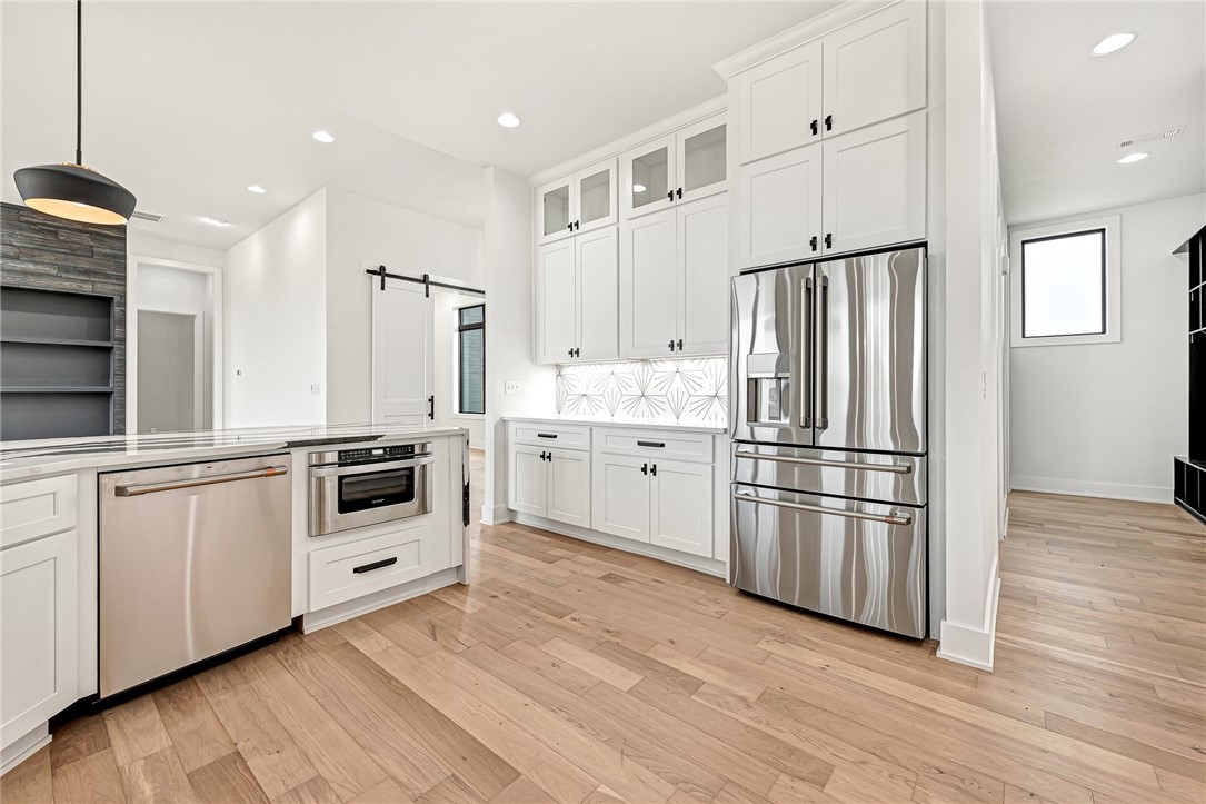 Averie Estates Cave Spgs - Residential