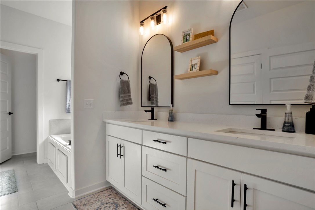 Aiden's Place - Residential