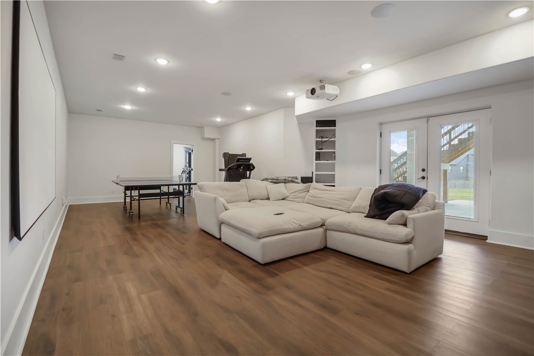 Otter Creek Estates Ph I Cave Spgs - Residential