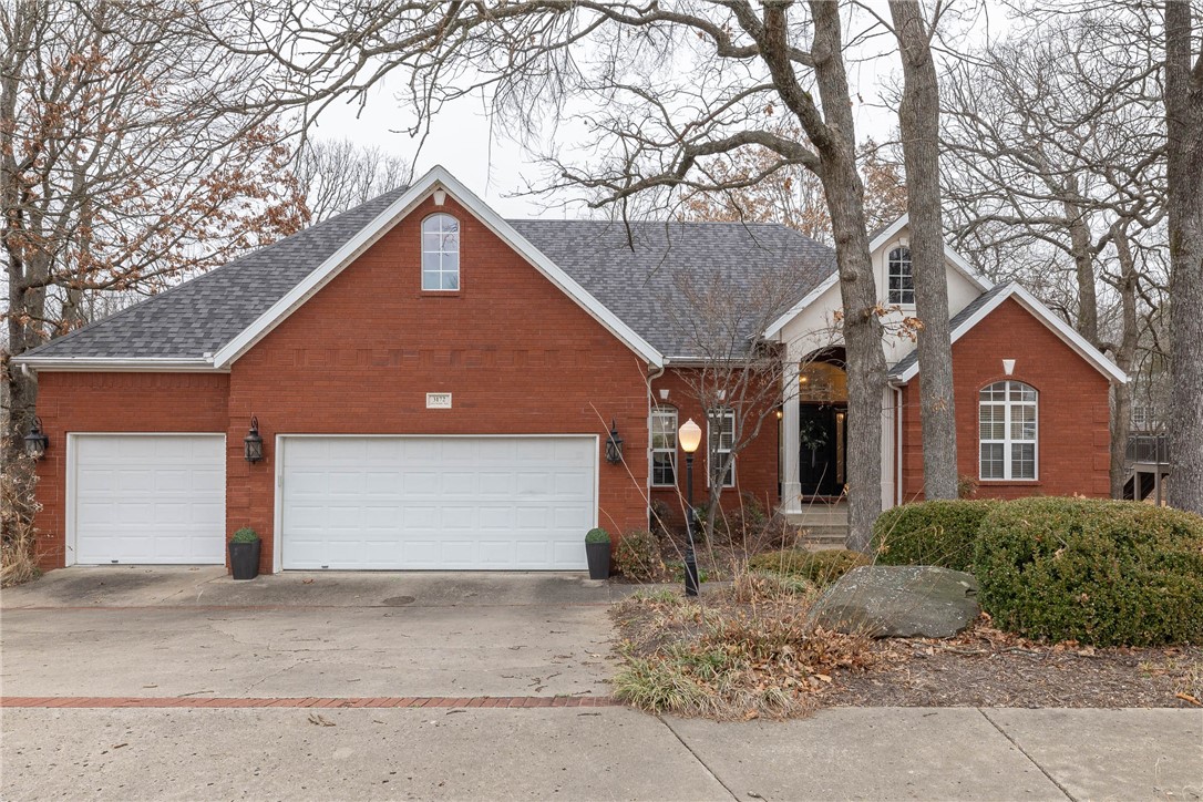 Super desirable home in East Fayettevilleās coveted Brookbury S/D! Fresh new paint and makeover has been done to this property and it is dreamy!! 3,651 heated sq ft offers 4 bedrooms, 2.5 bathrooms, great room, formal dining, eat in kitchen open to a hearth room, laundry room, second living room in basement, as well as a bonus room! This home has a ton of living space! Amenities include real sand and stain hardwood floors, stainless steel appliances, granite counter tops, double sided fireplace, irrigation, fully fenced back yard, 3 car garage, and a poured basketball court!! Primary bedroom is on the main level. Property backs up to Mudd Creek and the City of Fayetteville just finished an extensive project that is beautiful. Zoned for Vandergriff Elementary School!