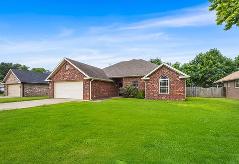 Photo of 2881 N Bermuda Avenue, Fayetteville, AR 72704 (MLS # 1356119)