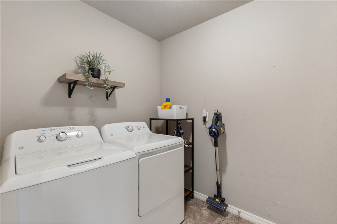 Cobblestone Ph I - Residential Lease