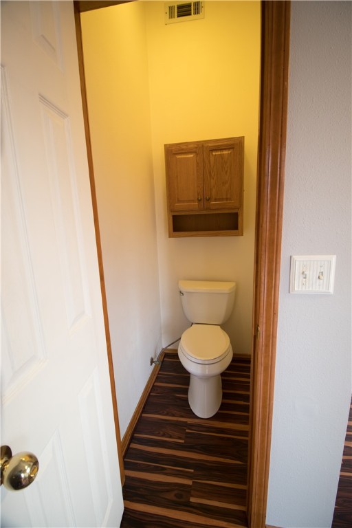 DUTCHMANS 3RD ADD-RURBAN - Residential Lease