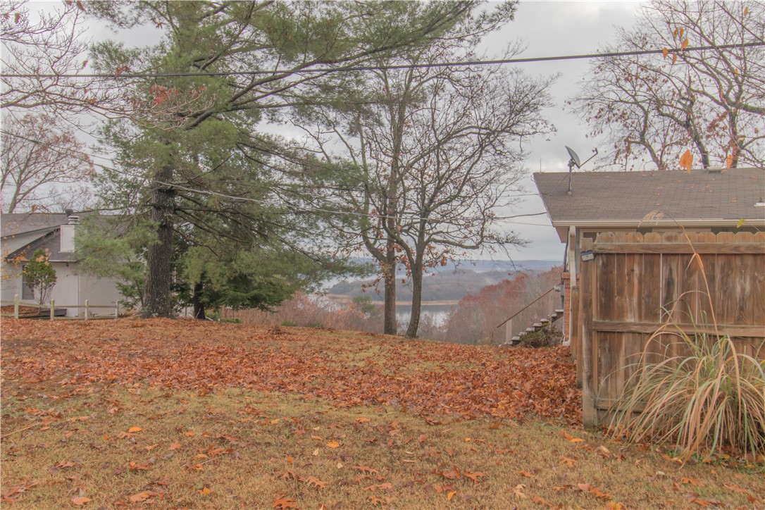 DUTCHMANS 3RD ADD-RURBAN - Residential Lease