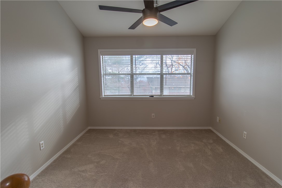 DUTCHMANS 3RD ADD-RURBAN - Residential Lease