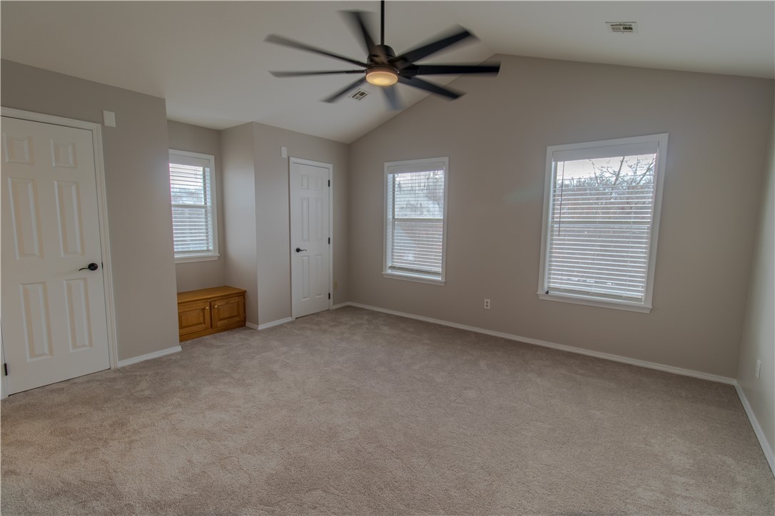 DUTCHMANS 3RD ADD-RURBAN - Residential Lease