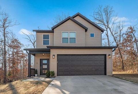 Photo of 8 Rath Drive, Bella Vista, AR 72715 (MLS # 1330694)