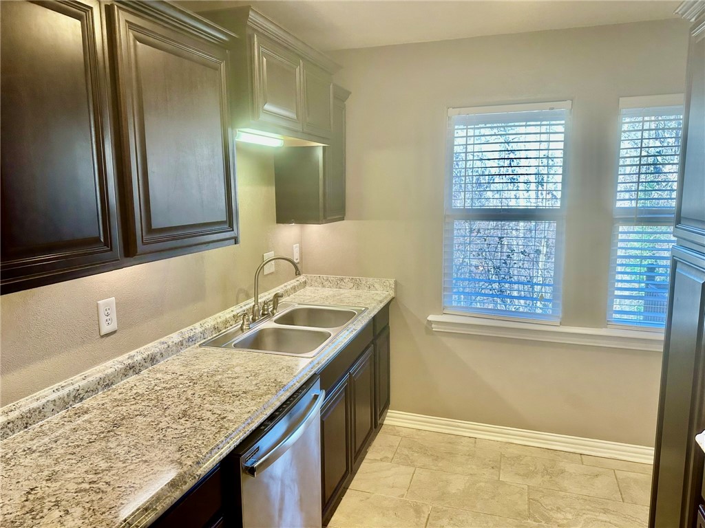 Avondale Sub 1 Bvv - Residential Lease