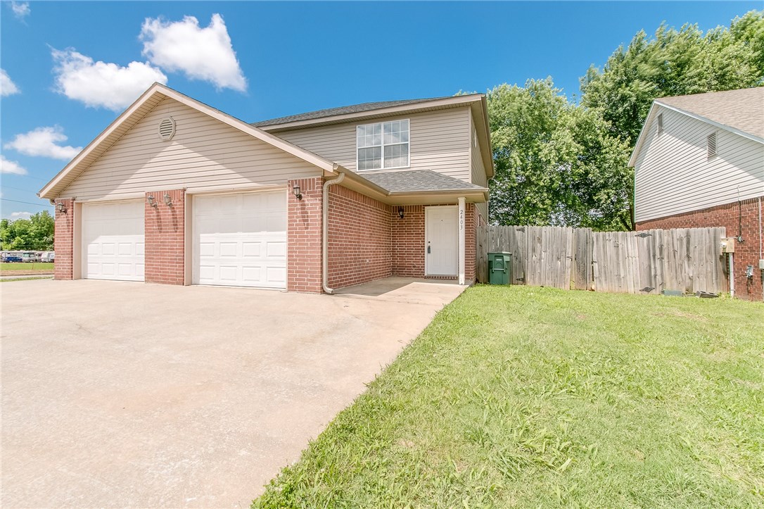 Cute 3 bedroom 2.5 bath with 2 car garage. All appliances included. Taking applications now.