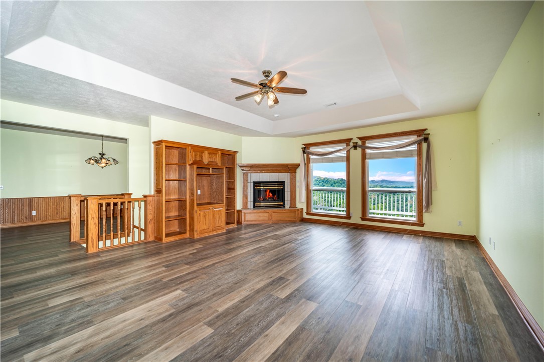Unit 9 Holiday Island - Residential