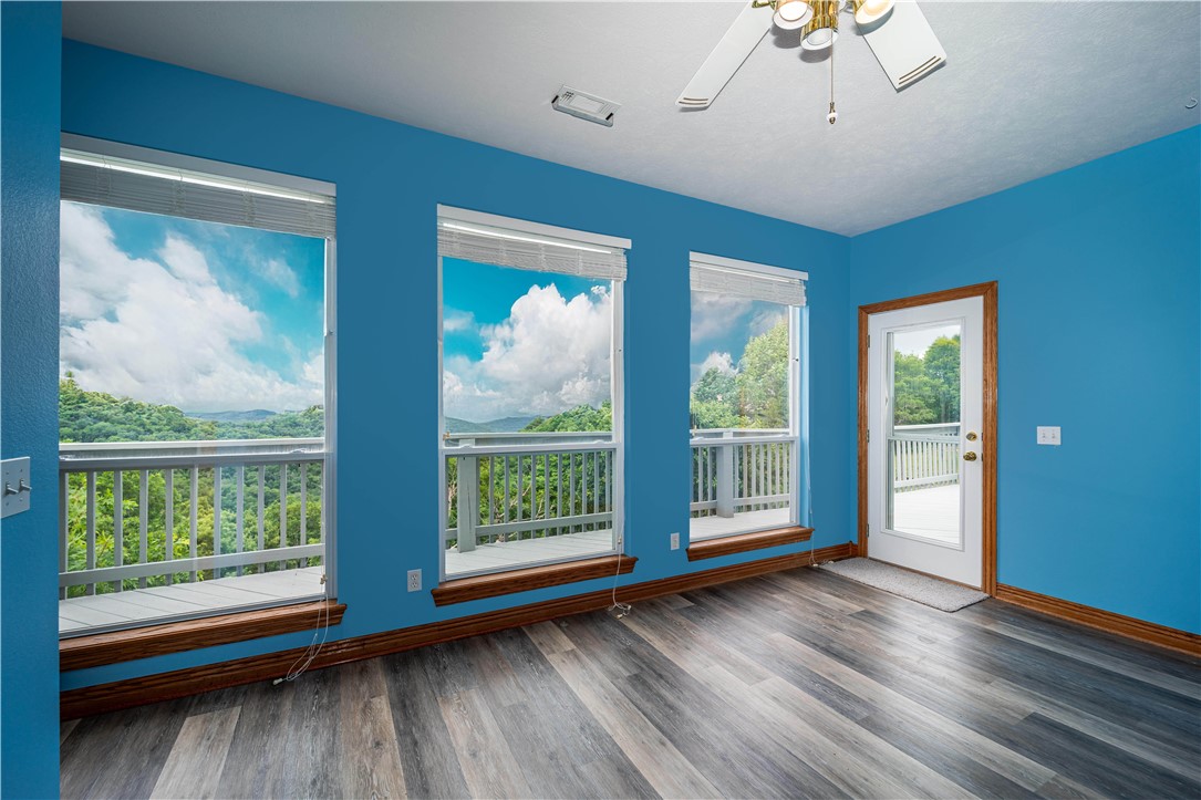 Unit 9 Holiday Island - Residential