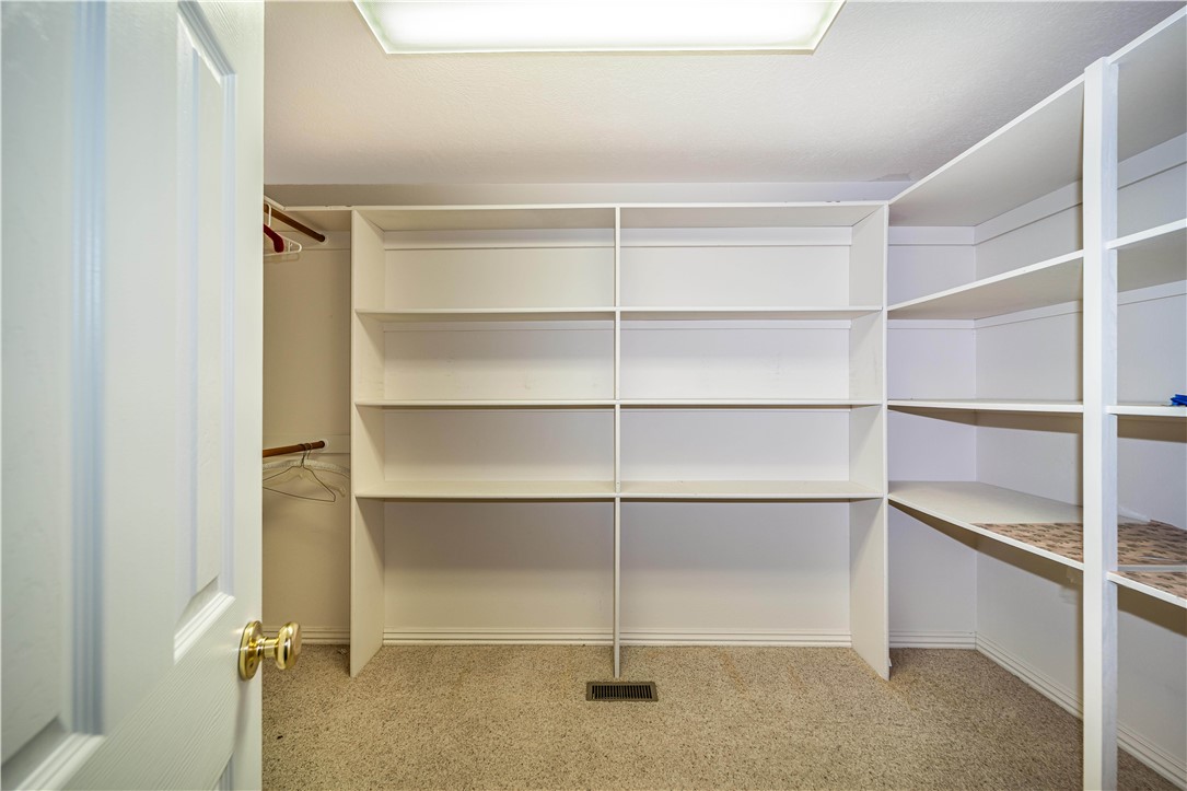 Unit 9 Holiday Island - Residential