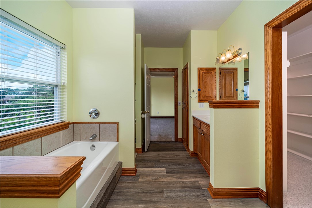 Unit 9 Holiday Island - Residential