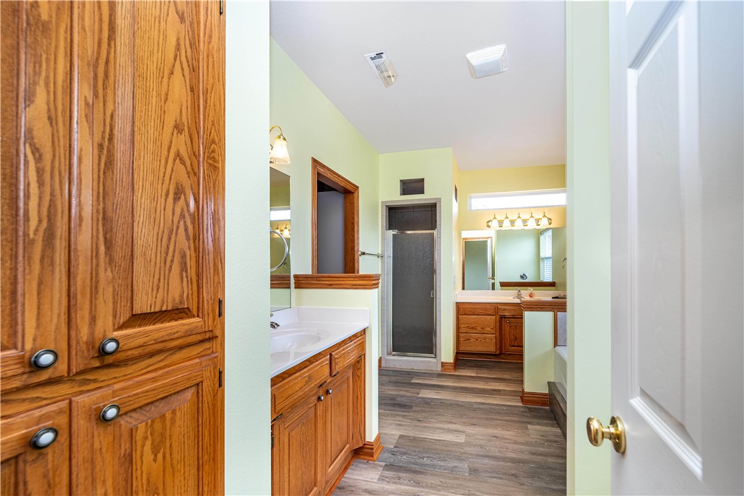 Unit 9 Holiday Island - Residential
