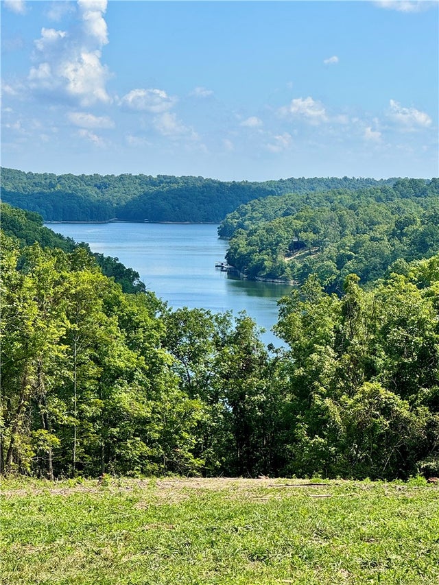 Lake Point Drive