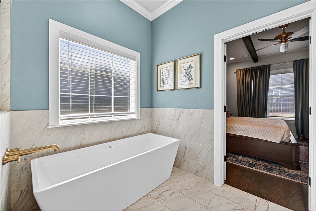 Crescent View Rogers - Residential