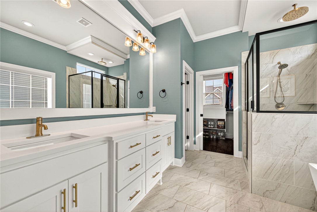 Crescent View Rogers - Residential