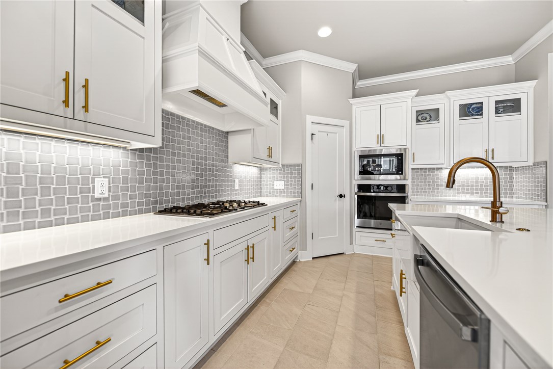 Crescent View Rogers - Residential