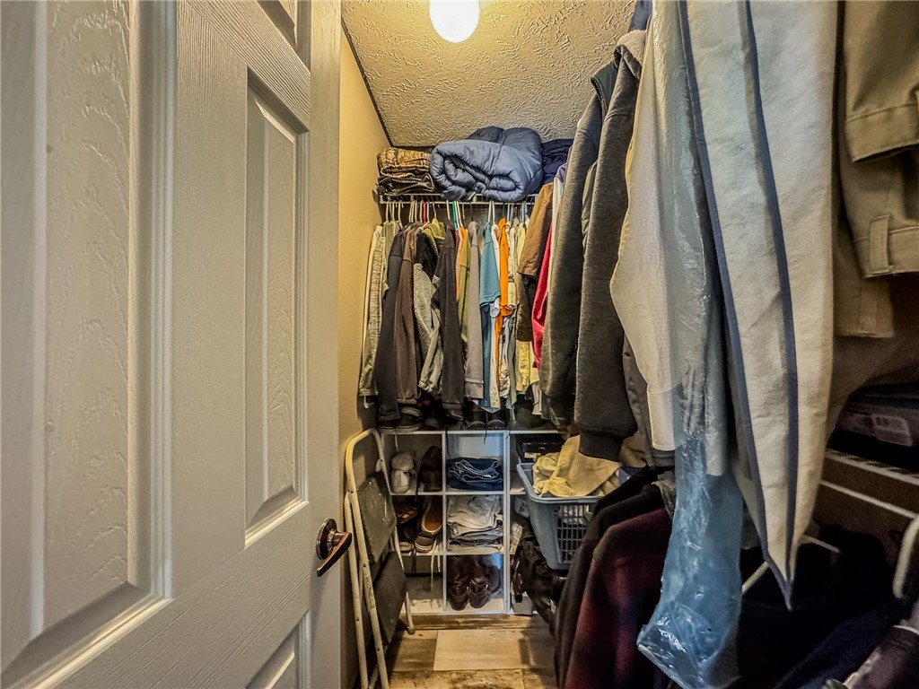 29-21-33-RURAL - Residential