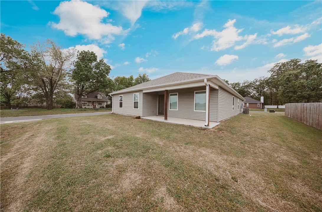 Pioneer Woods Sub Ph 4 Gentry - Residential