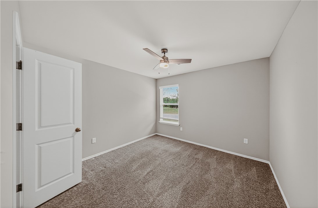 Pioneer Woods Sub Ph 4 Gentry - Residential