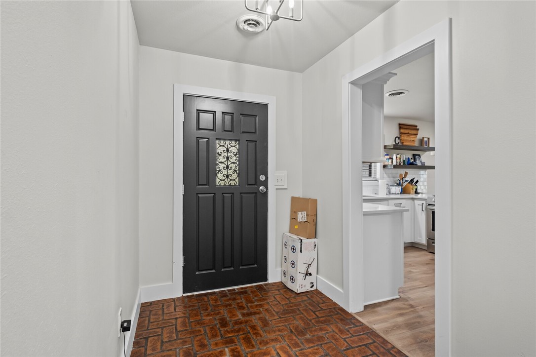 Sundown Sub Rogers - Residential