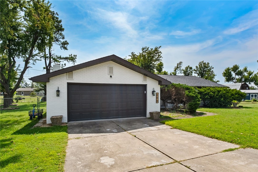 Sundown Sub Rogers - Residential