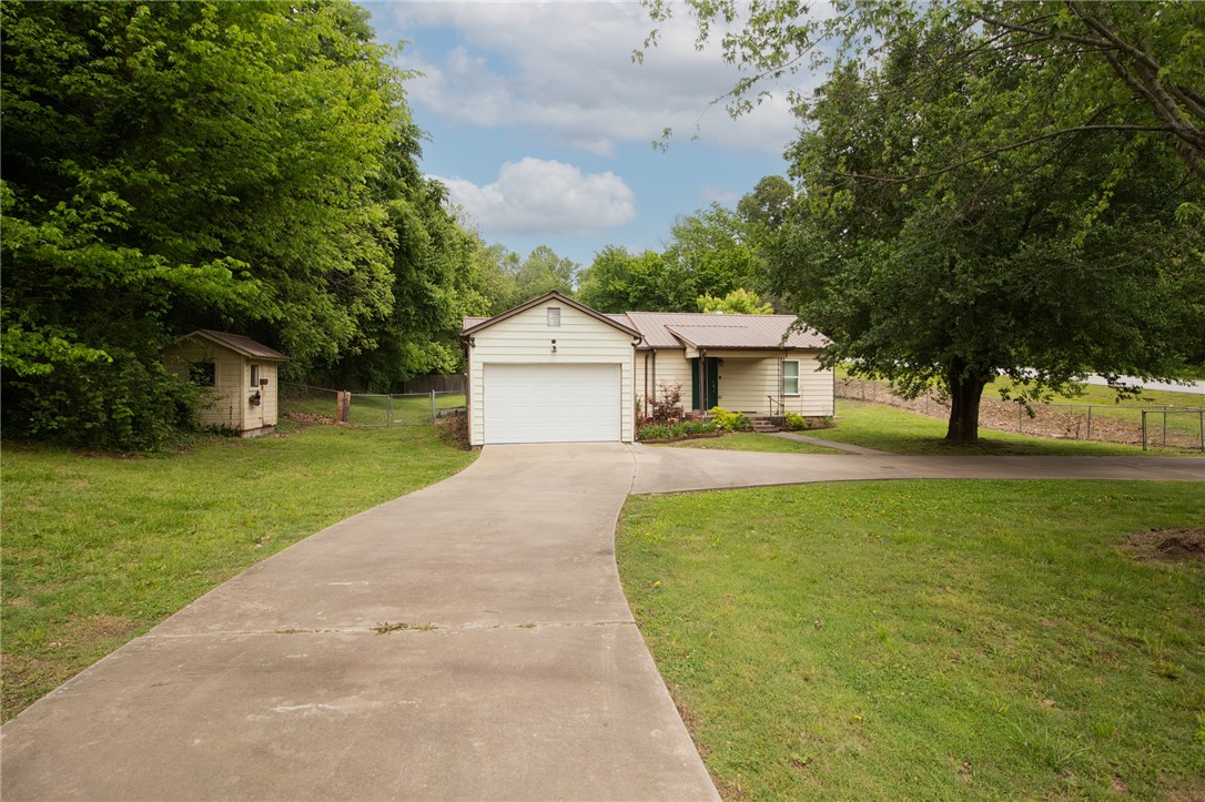 Fayetteville Outlots - Residential