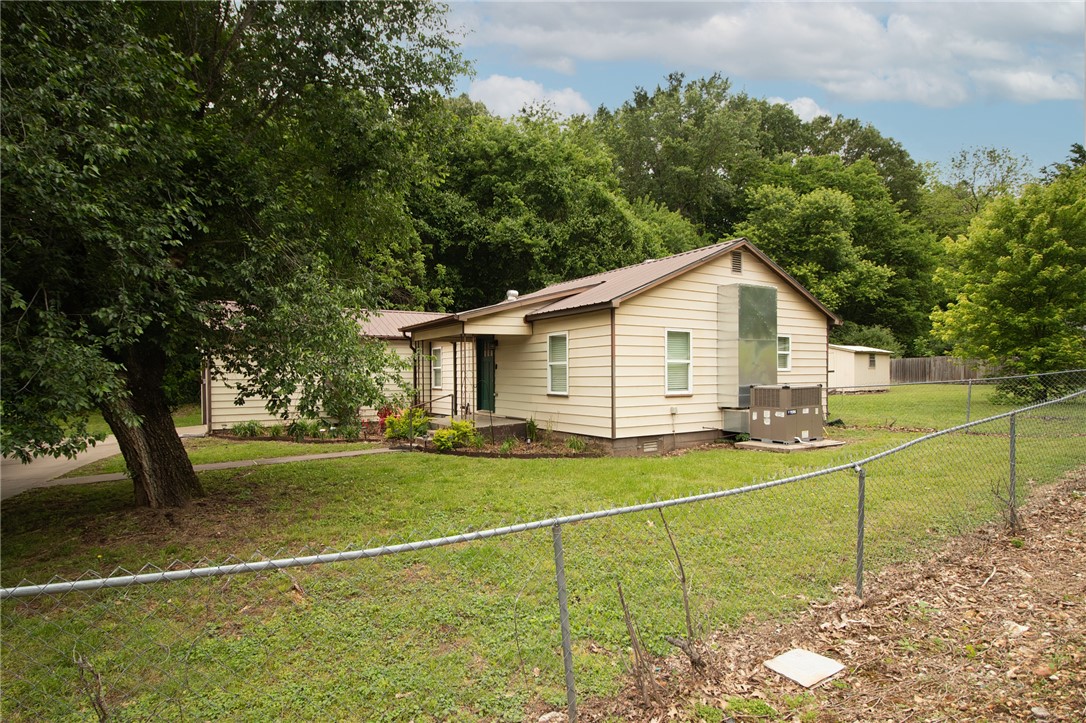 Fayetteville Outlots - Residential