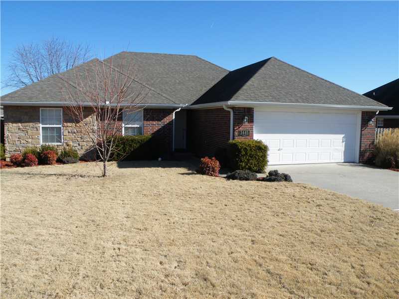 Very nice 3 bedroom, 2 bathroom home located on a cul-de-sac in a secluded subdivision just off Don Tyson Parkway. Split floor plan with all new kitchen appliances, fireplace, extra closet in the master, wood deck, tall ceilings, and crown molding.