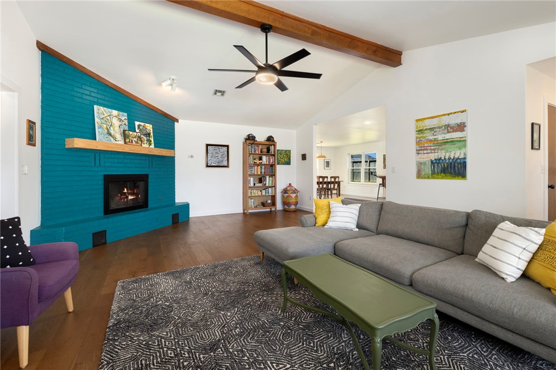 Campbells Countrywood Estate Rogers - Residential