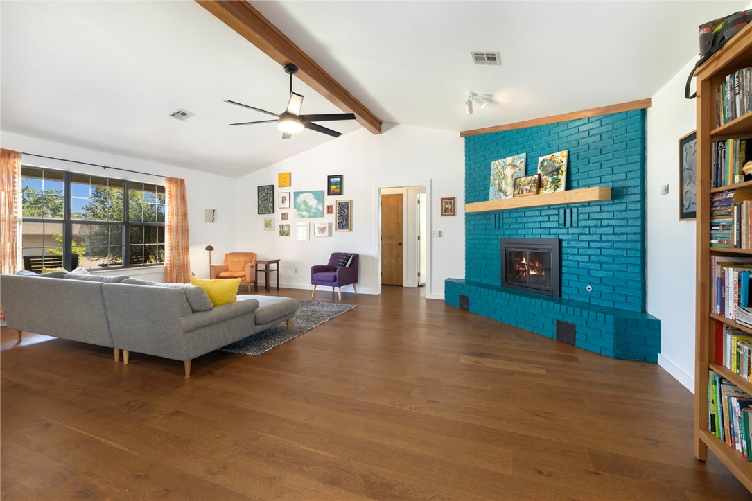 Campbells Countrywood Estate Rogers - Residential