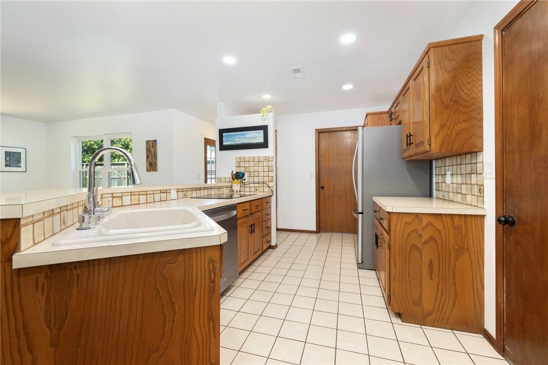 Campbells Countrywood Estate Rogers - Residential