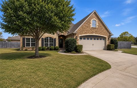 Photo of 3907 W Mountain View Drive, Fayetteville, AR 72704 (MLS # 1341214)