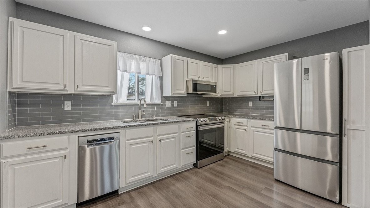 Avondale Sub 1 Bvv - Residential Lease