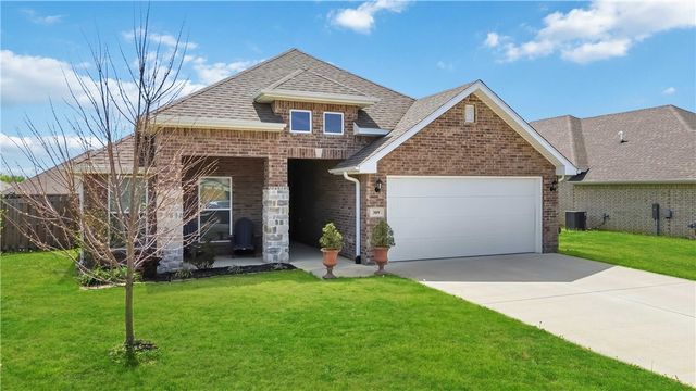 309 Fox Circle