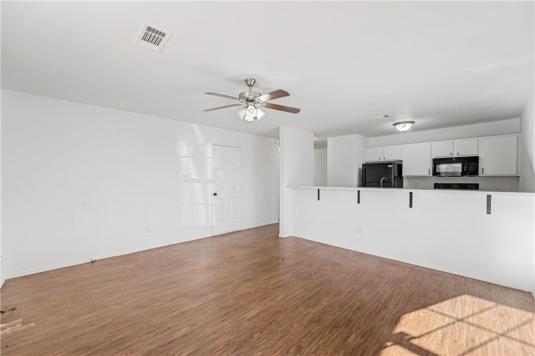 CARRIAGE SQUARE COURT HPR-BENTONVILLE - Residential