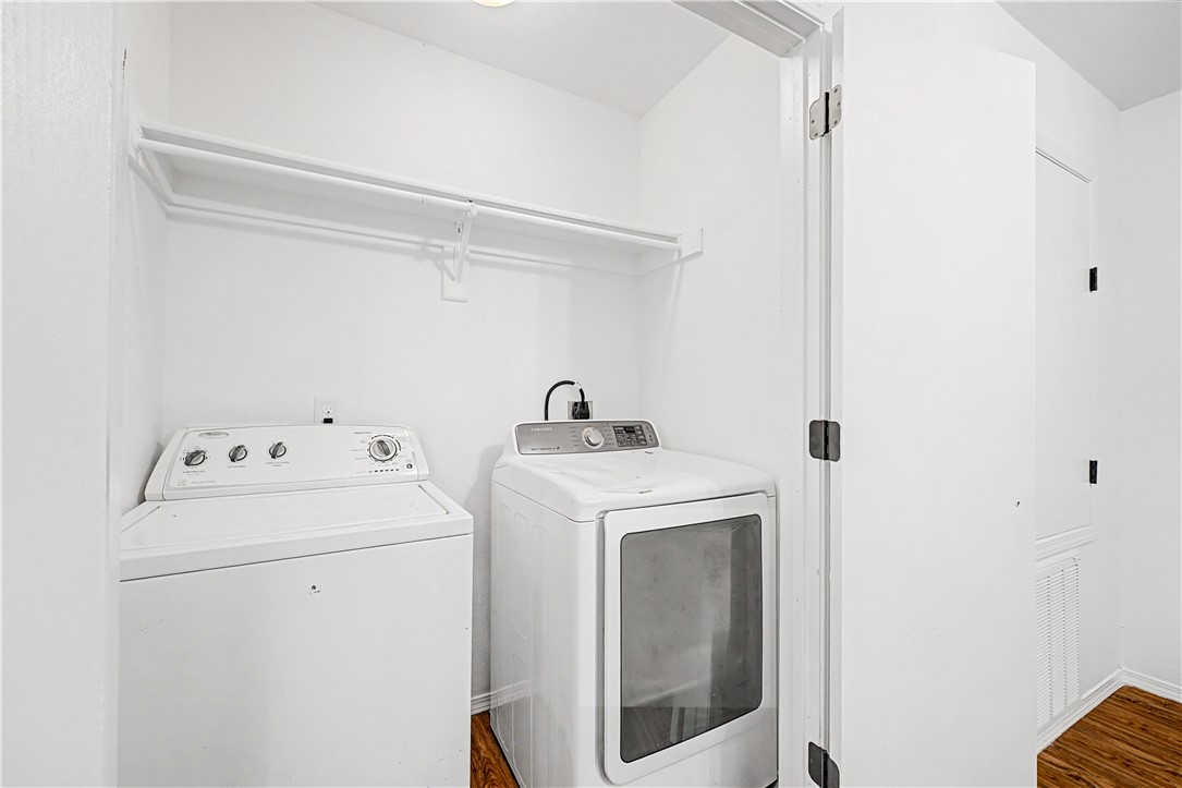 CARRIAGE SQUARE COURT HPR-BENTONVILLE - Residential