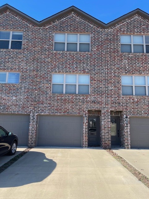 Livingston Square - Residential Lease